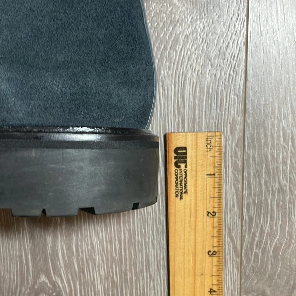 Calvin Klein Ultan Suede Leather Lug Sole Chukka Boots Gray 11
